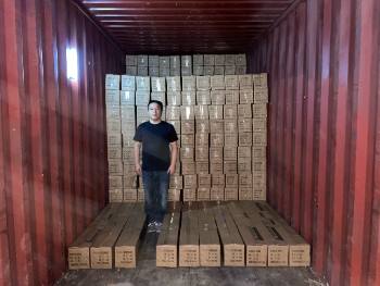 �����װ����װ���װ����װ���װ���飬�����ж